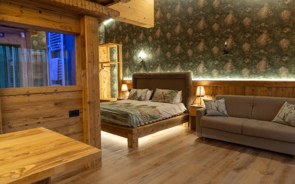 regina suite w